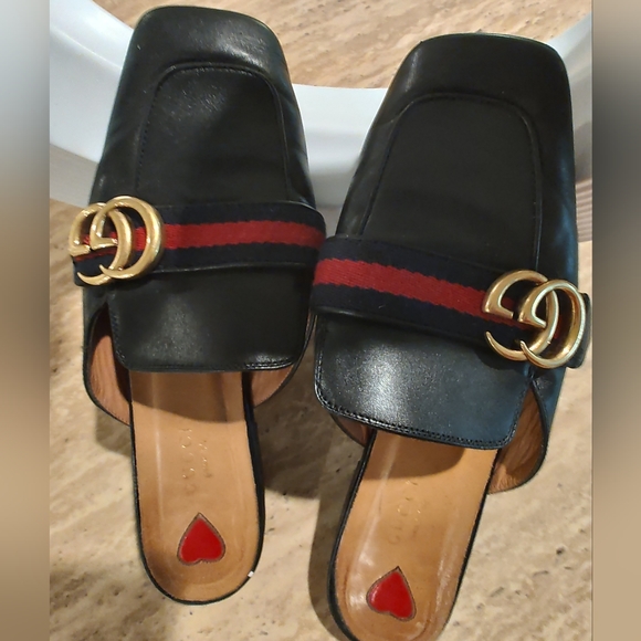 💚♥️ GUCCI - Peyton Web Mules! - Picture 5 of 10